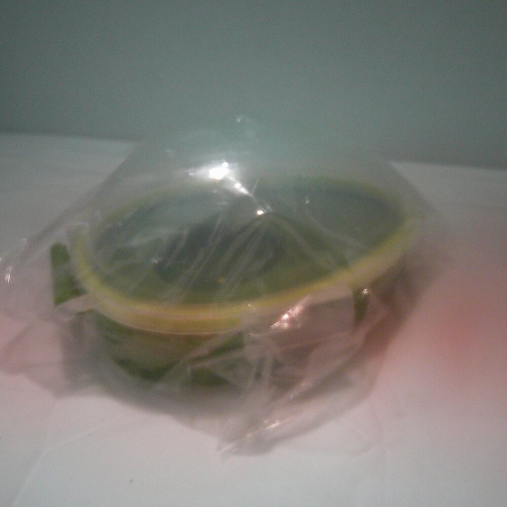 1pc Avocado Preserver